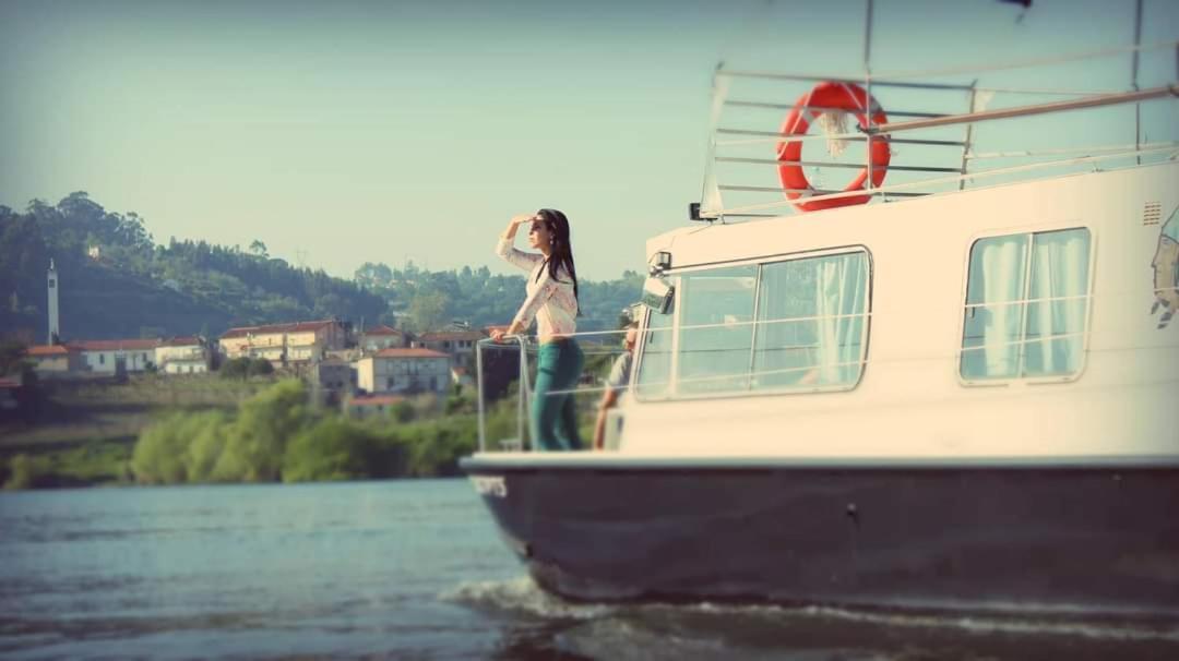 Douro Houseboats Hotel Marco de Canaveses Ngoại thất bức ảnh
