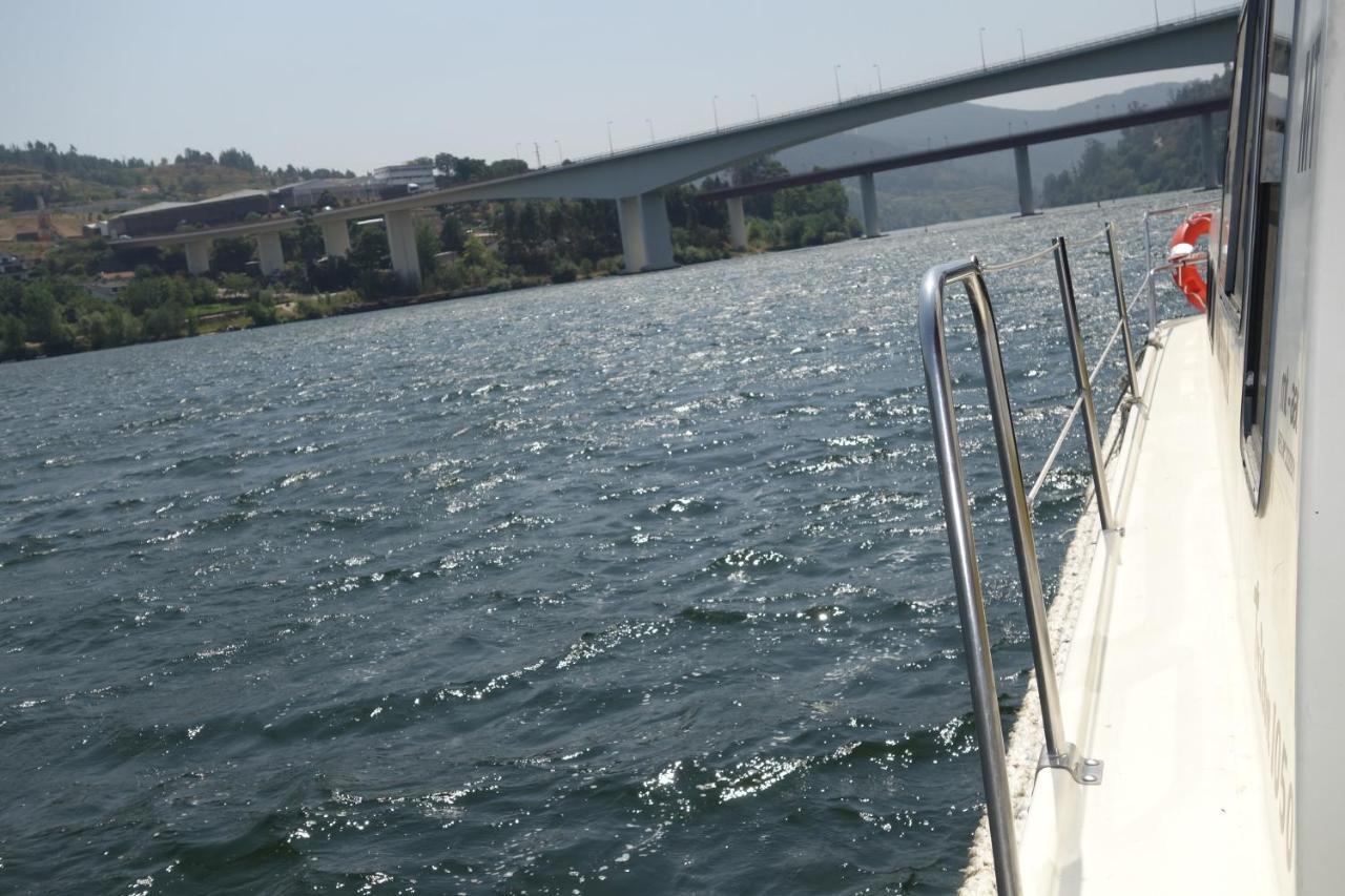 Douro Houseboats Hotel Marco de Canaveses Ngoại thất bức ảnh