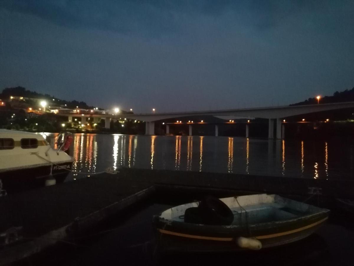 Douro Houseboats Hotel Marco de Canaveses Ngoại thất bức ảnh