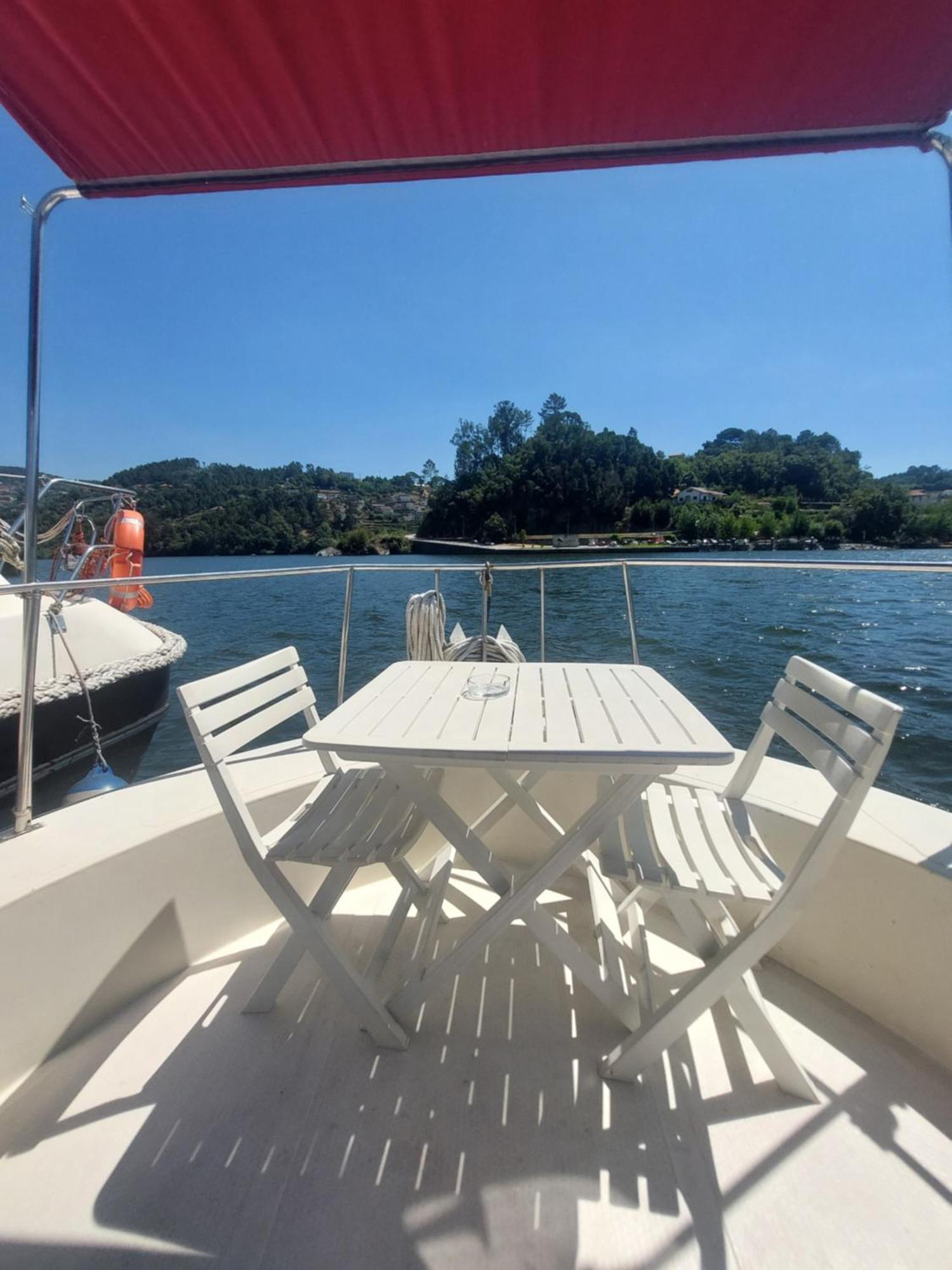 Douro Houseboats Hotel Marco de Canaveses Ngoại thất bức ảnh